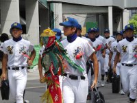 8月7日　開会式後球場を後にする 聖光学院高校